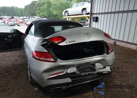 2017 Mercedes-Benz C 300 из США, поврежденный, VIN WDDWK4JB5HF518387